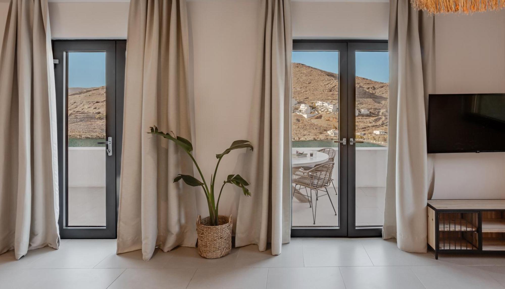 Amal Luxury Suites&Villas Kíthnos Exterior foto